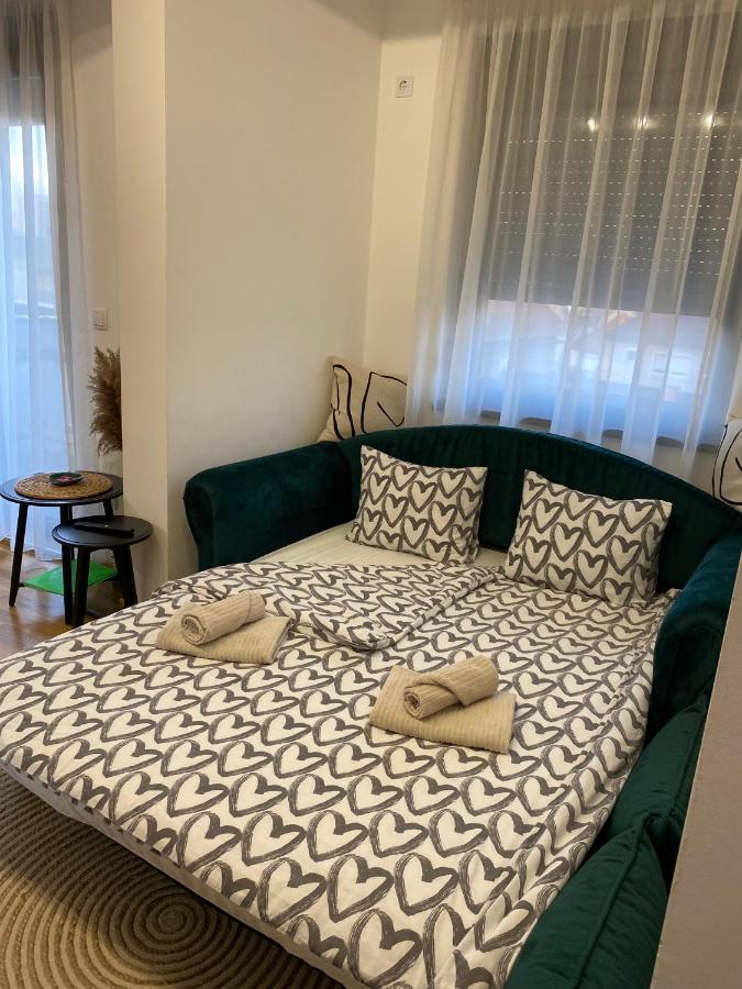 Silversea Apartman Šabac Eksteriør billede